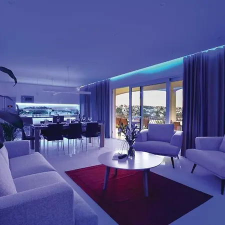 شقة Spacious With Dream Views *